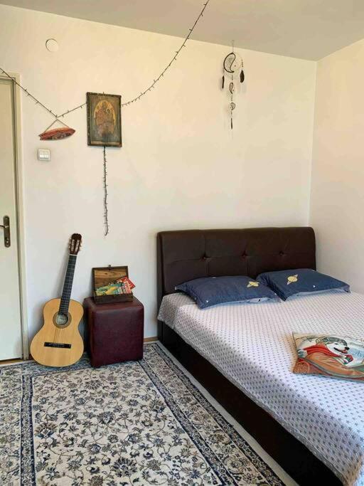 Central Apartment Muncii Area Netflix Bucharest Exterior photo